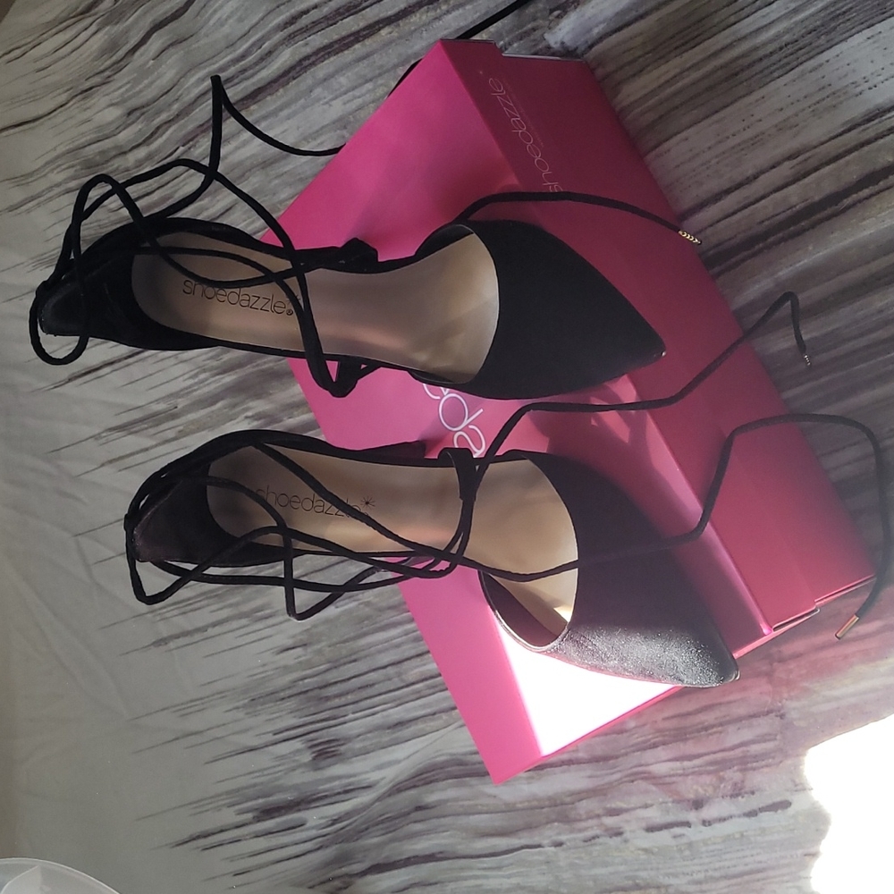 Black strappy pumps, Size 7.5